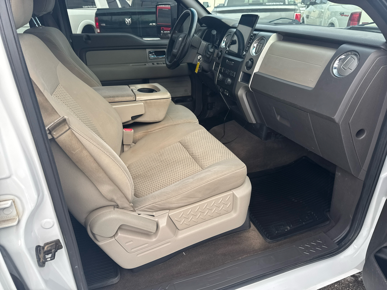 Ford F-150 4WD SuperCrew 145" FX4 2010