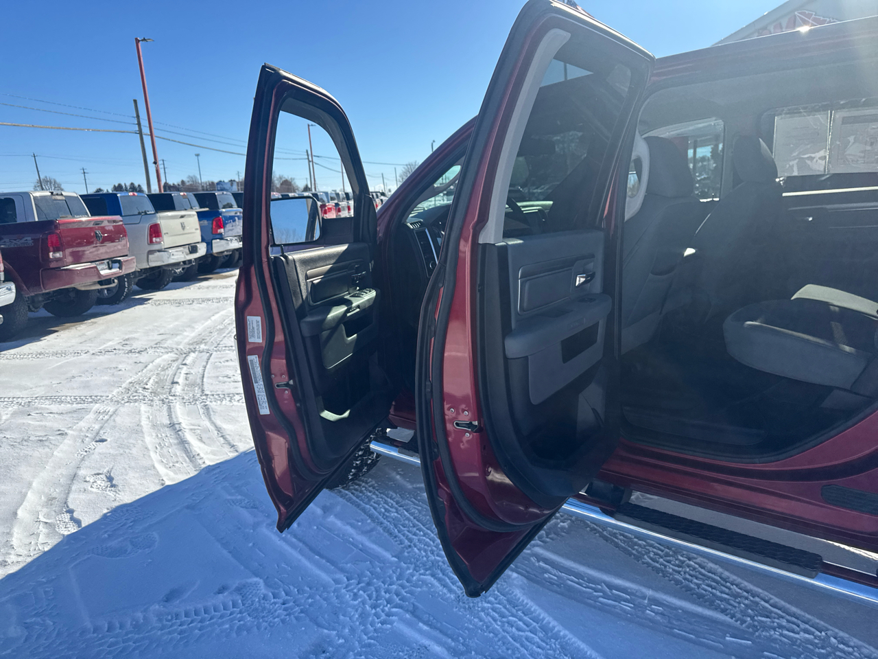 RAM 3500 4WD Crew Cab 169" SLT 2013