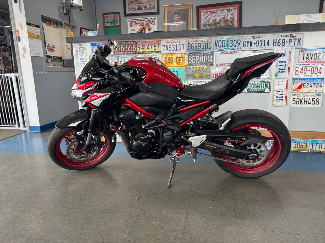 Kawasaki Z900  2024 Kawasaki Z900  2024