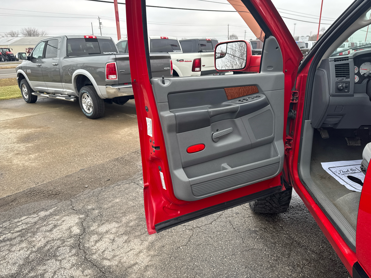 Dodge Ram 2500 4dr Quad Cab 140.5 4WD SLT 2006