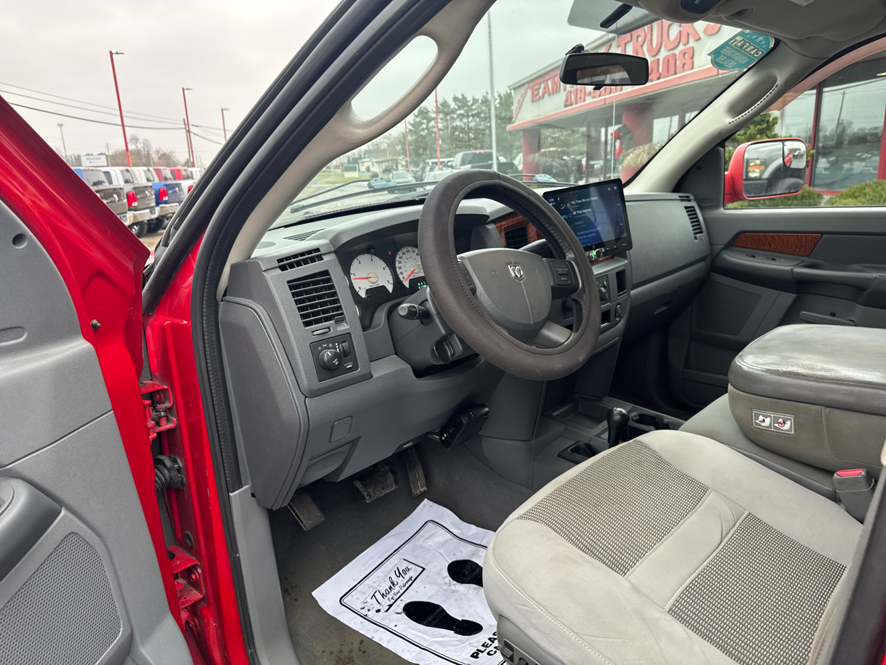 Dodge Ram 2500 4dr Quad Cab 140.5 4WD SLT 2006