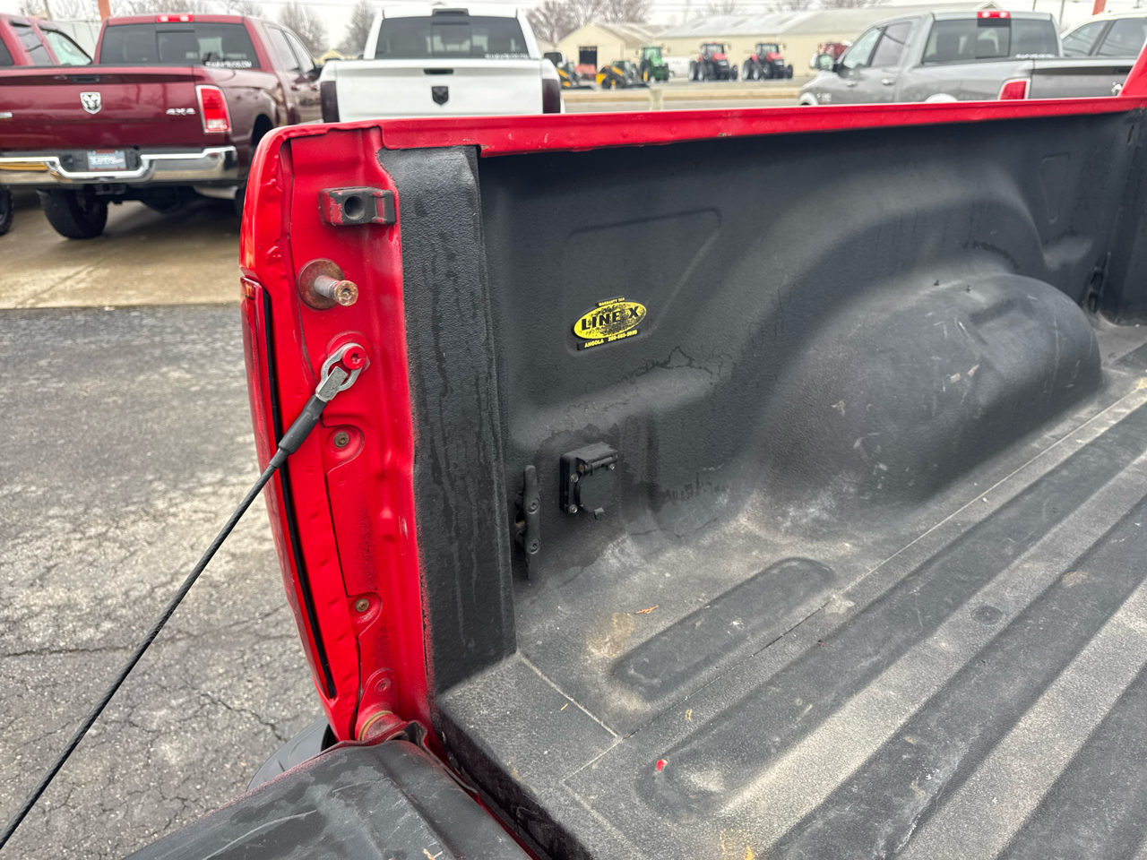 Dodge Ram 2500 4dr Quad Cab 140.5 4WD SLT 2006