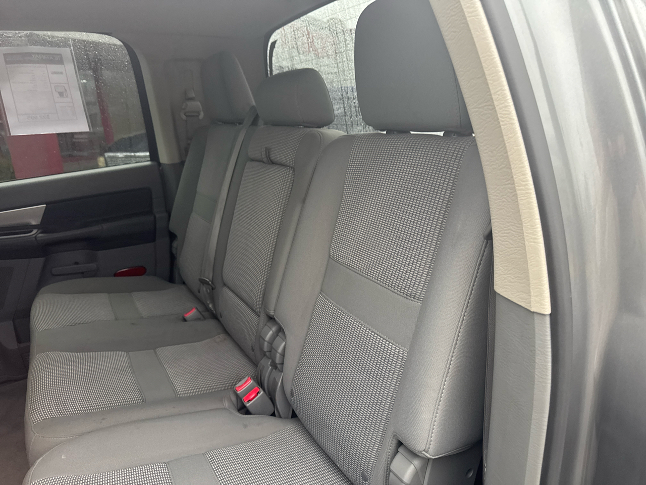 Dodge Ram 2500 4WD Mega Cab 160.5" SLT 2007