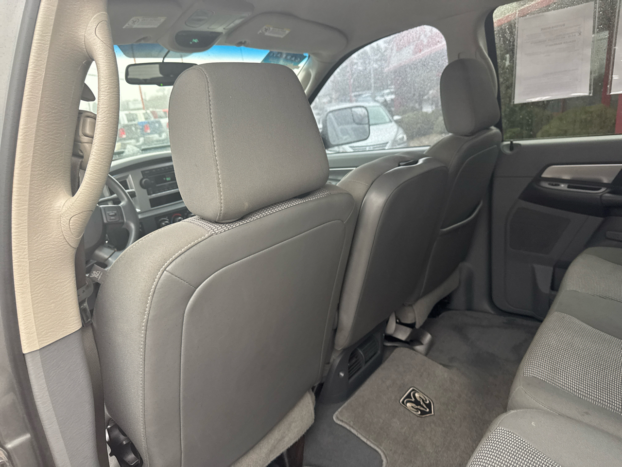 Dodge Ram 2500 4WD Mega Cab 160.5" SLT 2007