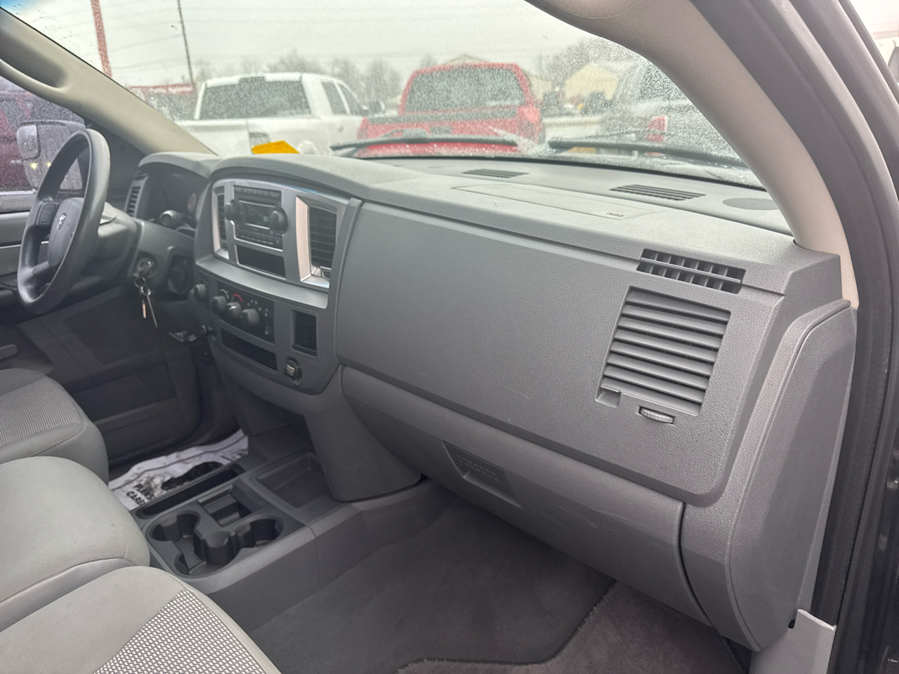 Dodge Ram 2500 4WD Mega Cab 160.5" SLT 2007