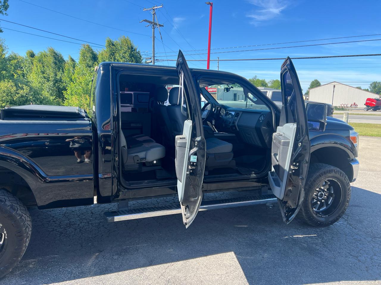 Ford Super Duty F-350 SRW 4WD Crew Cab 156" XLT 2016