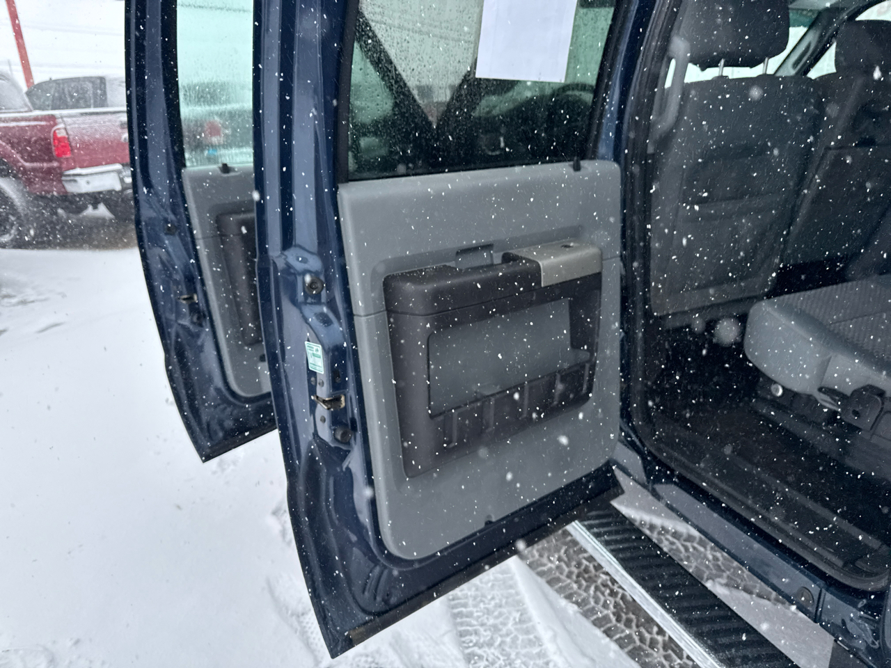 Ford Super Duty F-350 SRW 4WD Crew Cab 156" XLT 2016