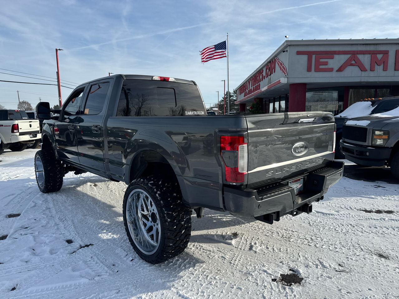 Ford Super Duty F-250 SRW Lariat 4WD Crew Cab 6.75' Box 2017