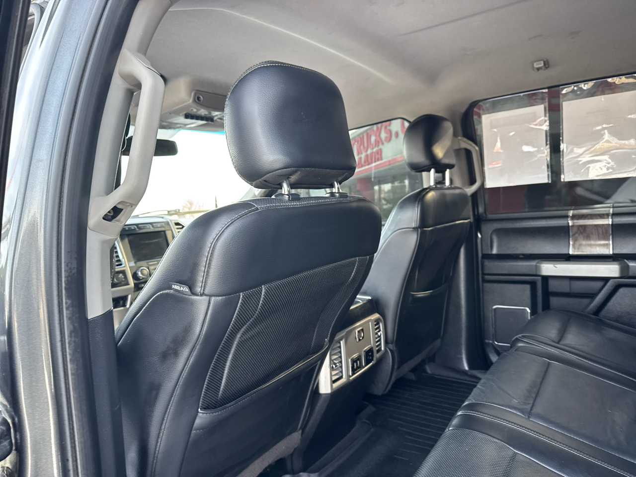 Ford Super Duty F-250 SRW Lariat 4WD Crew Cab 6.75' Box 2017