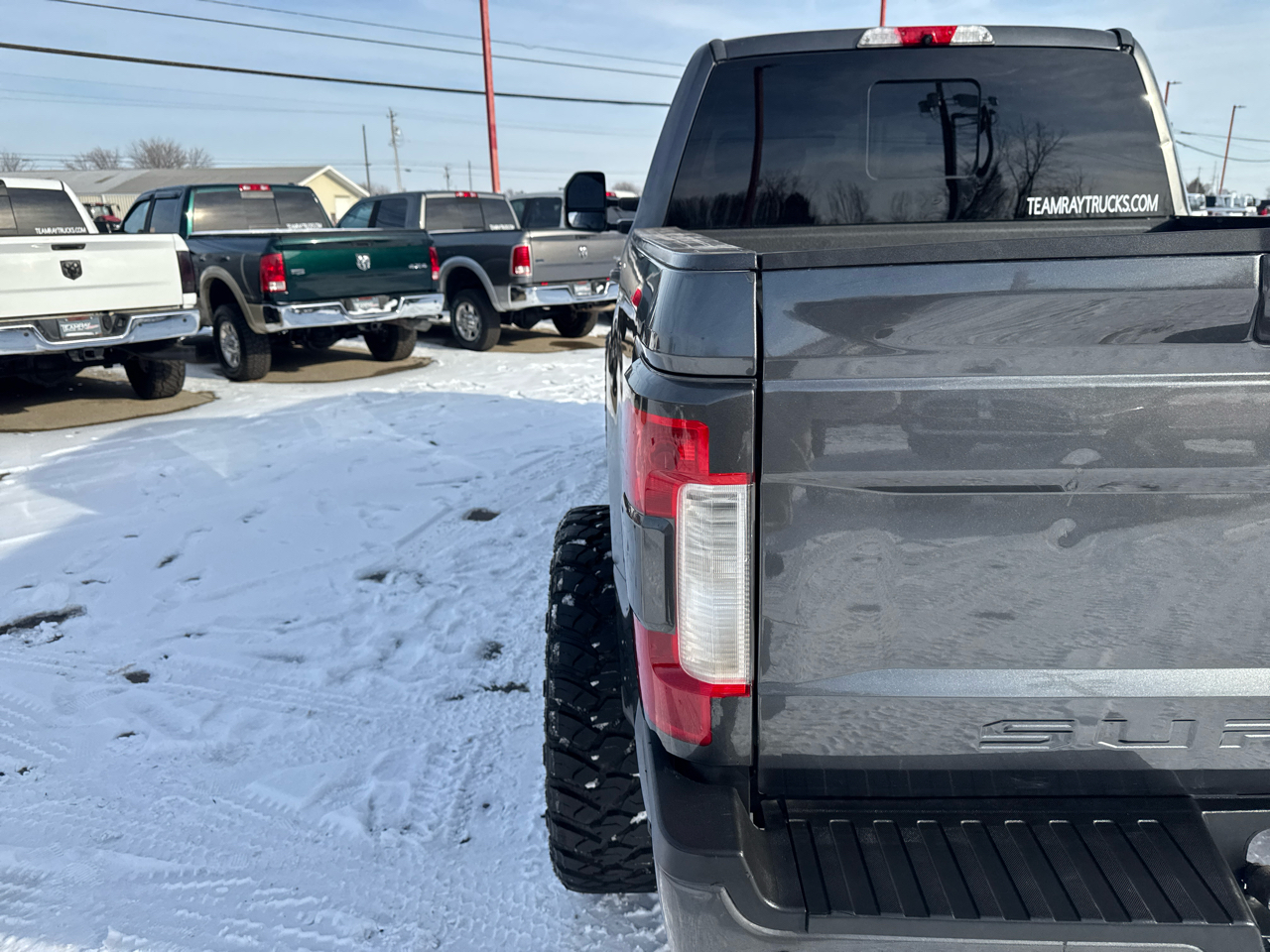 Ford Super Duty F-250 SRW Lariat 4WD Crew Cab 6.75' Box 2017