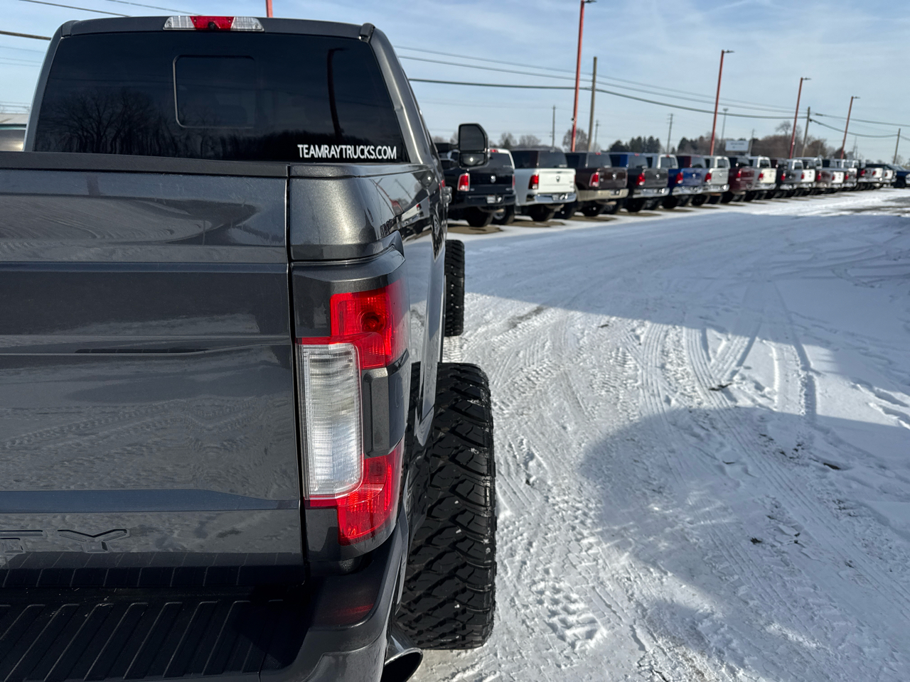 Ford Super Duty F-250 SRW Lariat 4WD Crew Cab 6.75' Box 2017