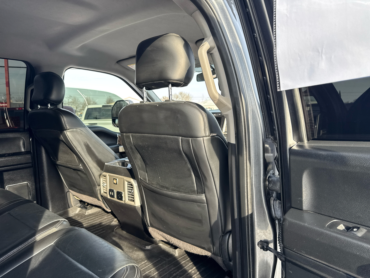 Ford Super Duty F-250 SRW Lariat 4WD Crew Cab 6.75' Box 2017