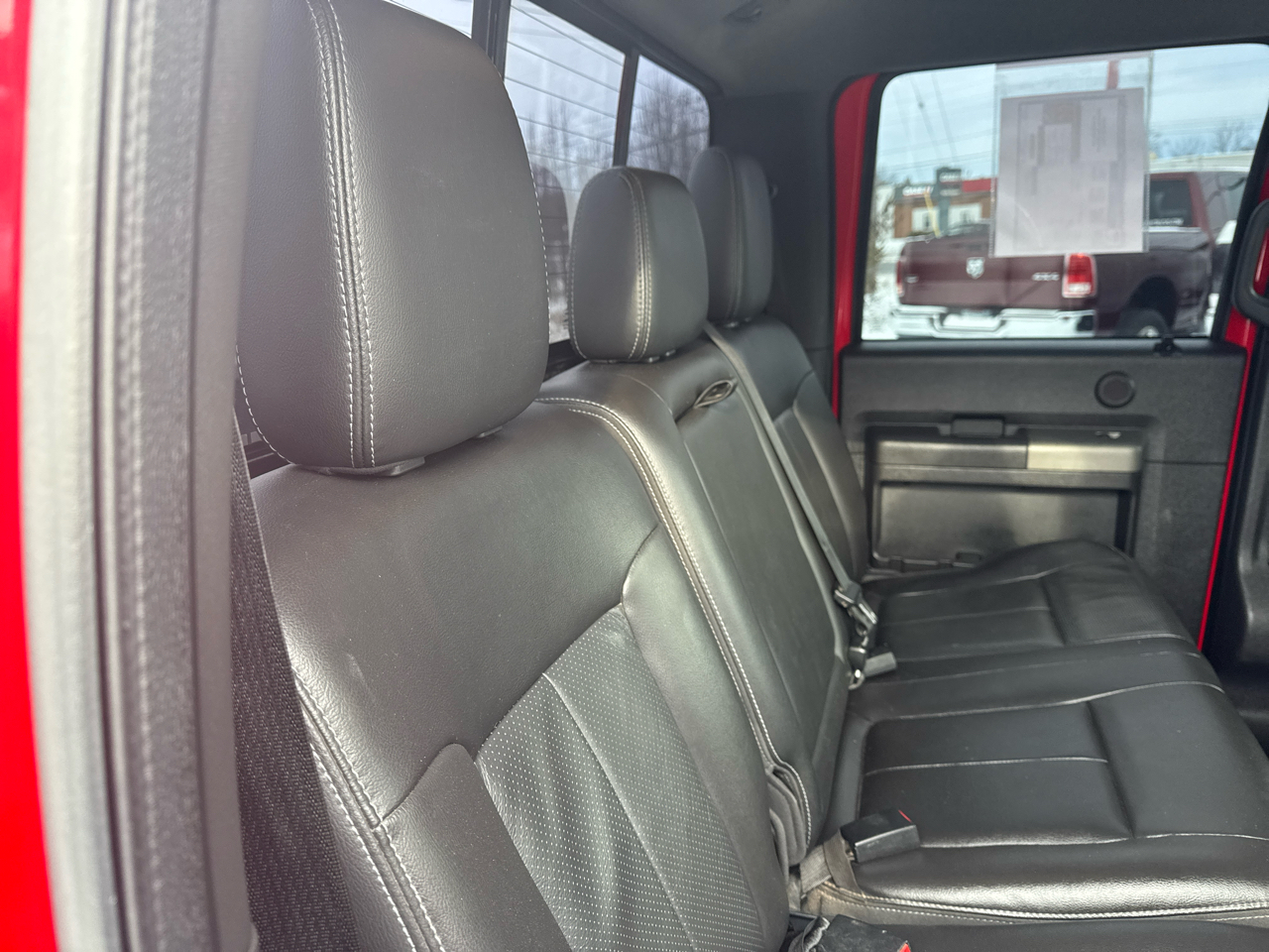 Ford Super Duty F-250 SRW 4WD Crew Cab 156" Lariat 2012