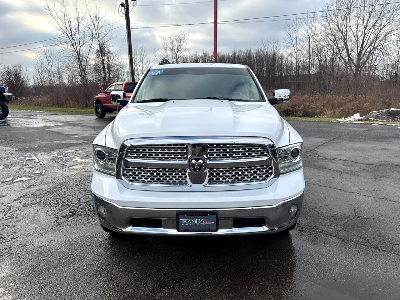 RAM 1500 4WD Crew Cab 140.5" Laramie 2014