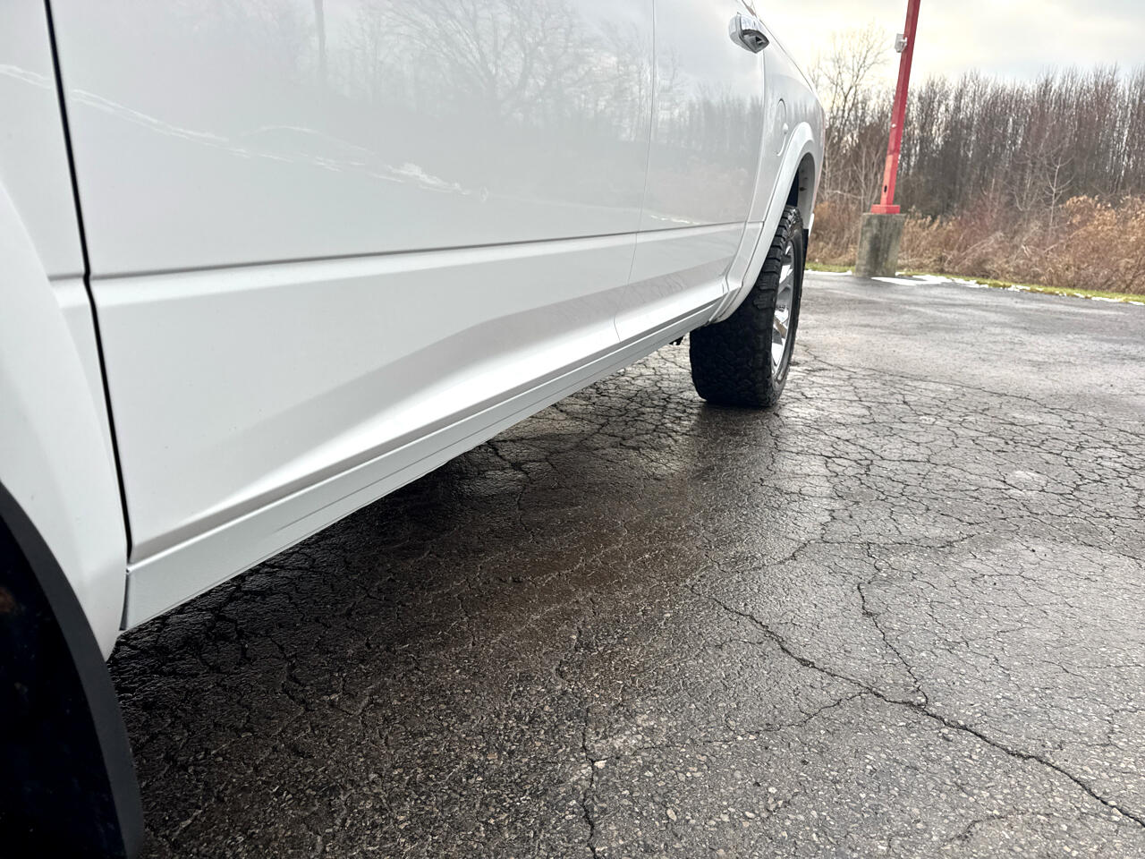 RAM 1500 4WD Crew Cab 140.5" Laramie 2014