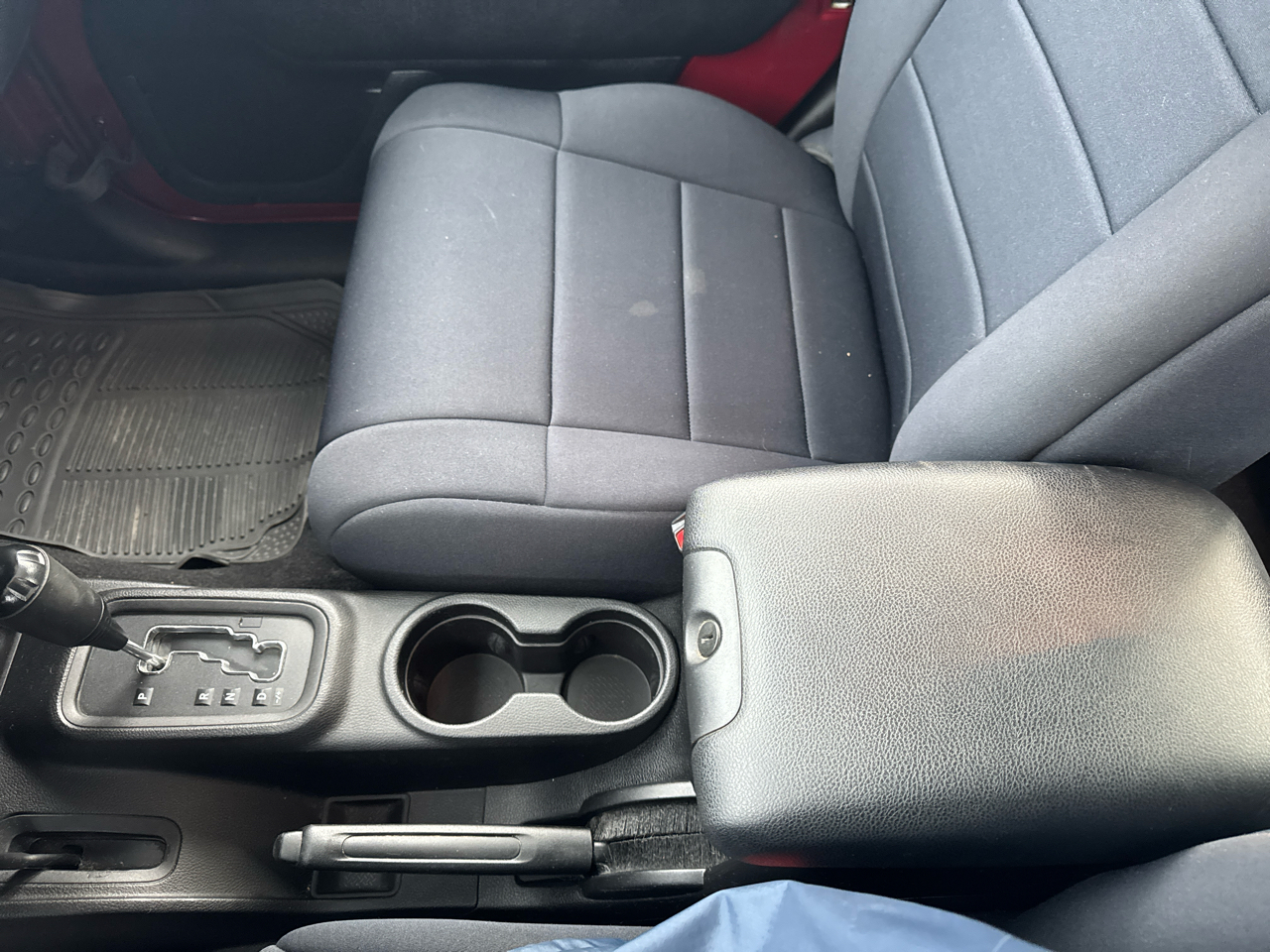 Jeep Wrangler 4WD 2dr Sport 2012