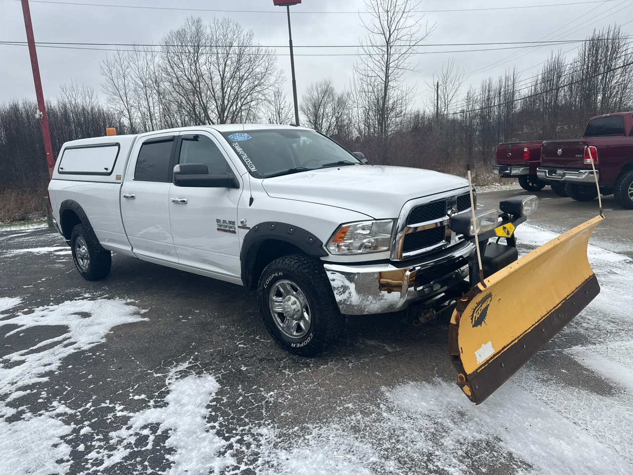RAM 3500 SLT 4x4 Crew Cab 8' Box 2017