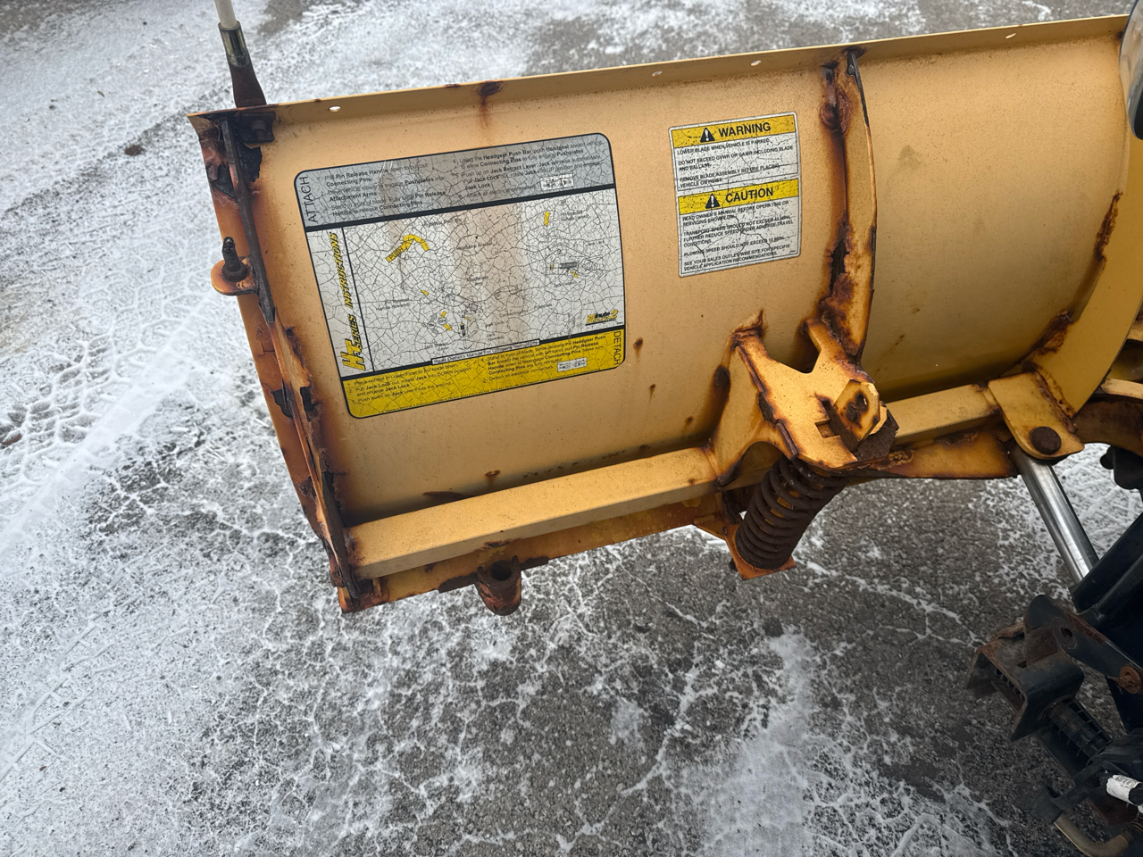 RAM 3500 SLT 4x4 Crew Cab 8' Box 2017