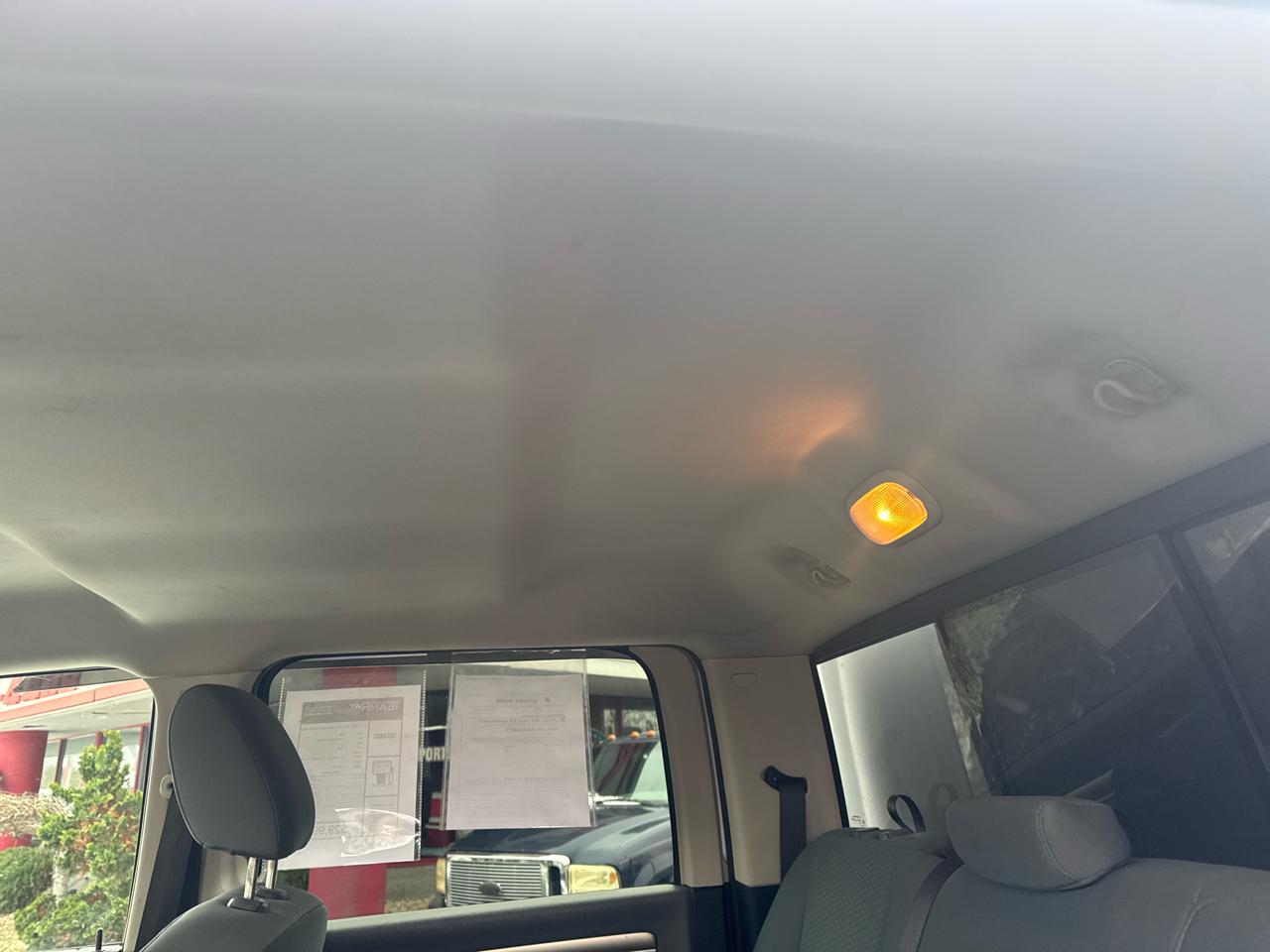 RAM 3500 SLT 4x4 Crew Cab 8' Box 2017