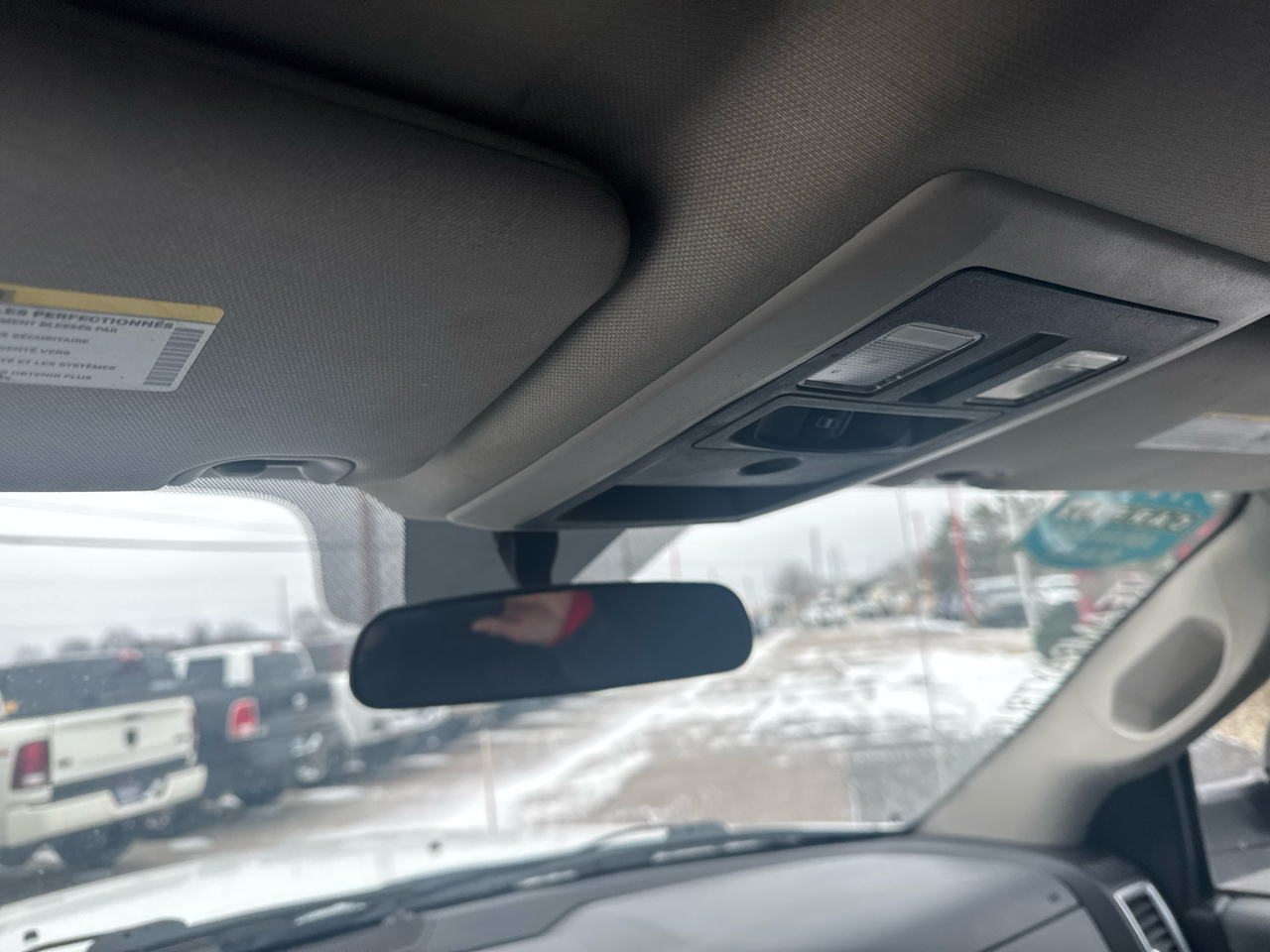 RAM 3500 SLT 4x4 Crew Cab 8' Box 2017