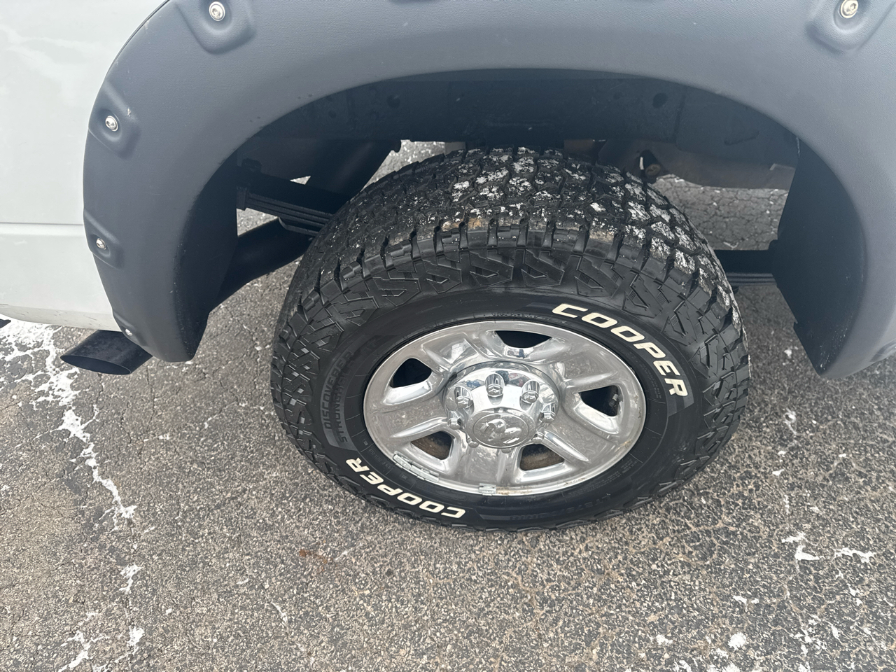 RAM 3500 SLT 4x4 Crew Cab 8' Box 2017