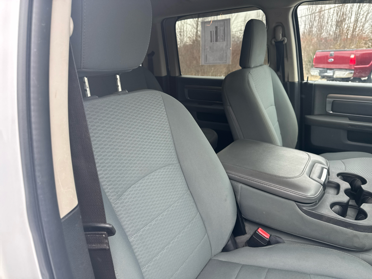 RAM 3500 SLT 4x4 Crew Cab 8' Box 2017