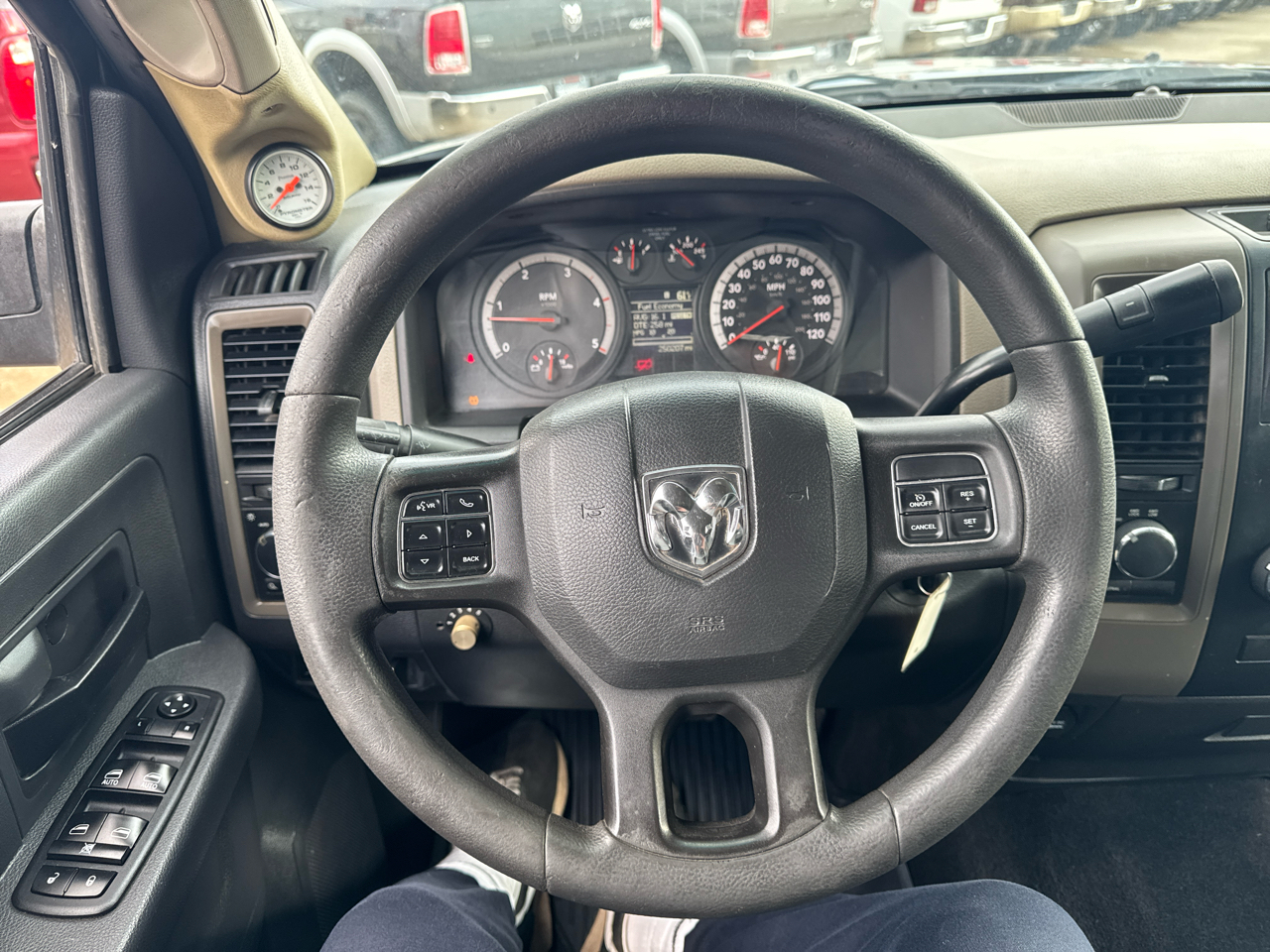 RAM 2500 4WD Crew Cab 149" ST 2012