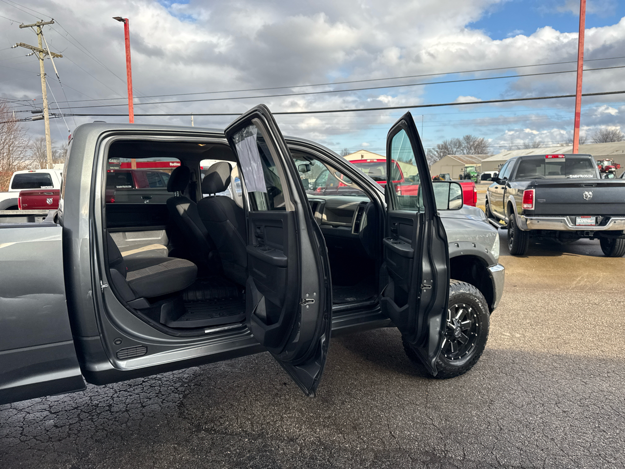 RAM 2500 4WD Crew Cab 149" ST 2012