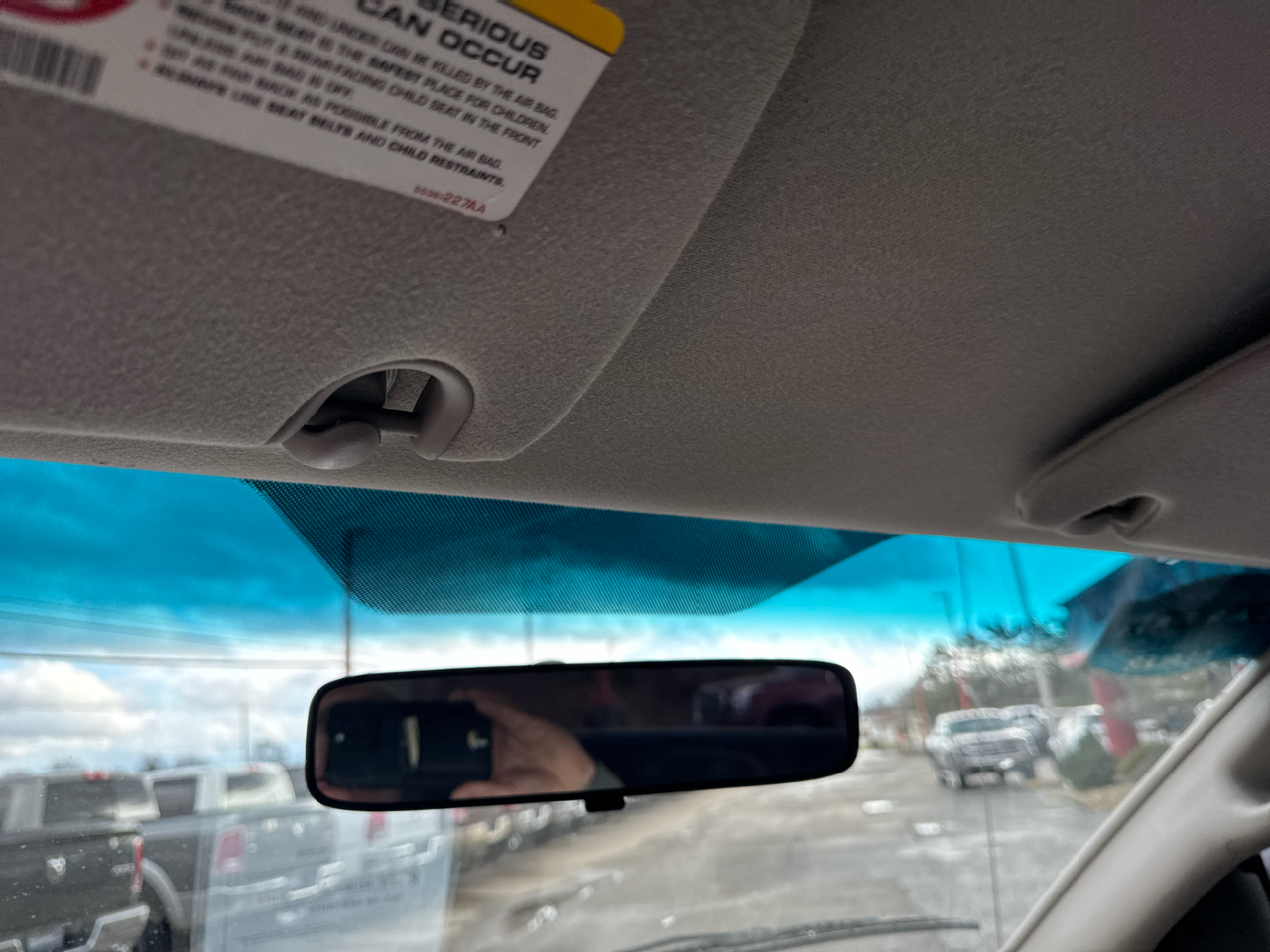 Dodge Ram 1500 2dr Reg Cab 120.5" WB ST 2003