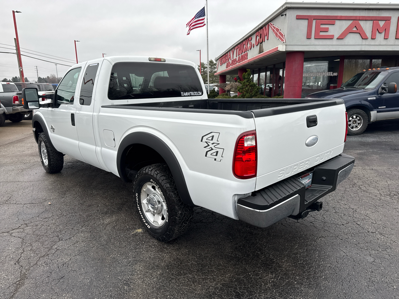 Ford Super Duty F-250 SRW 4WD SuperCab 142" XLT 2012