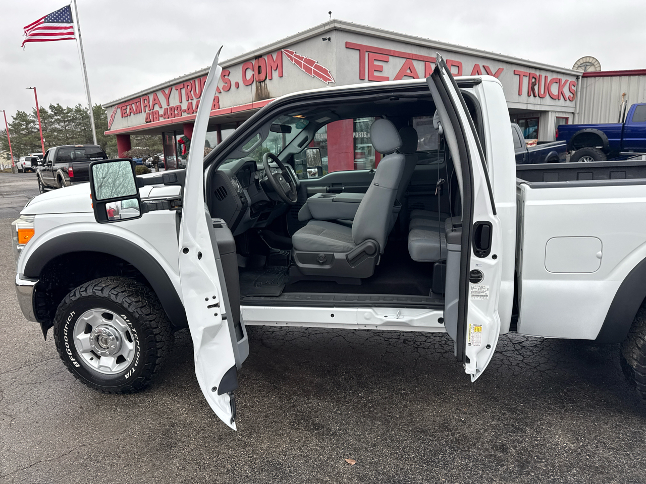 Ford Super Duty F-250 SRW 4WD SuperCab 142" XLT 2012