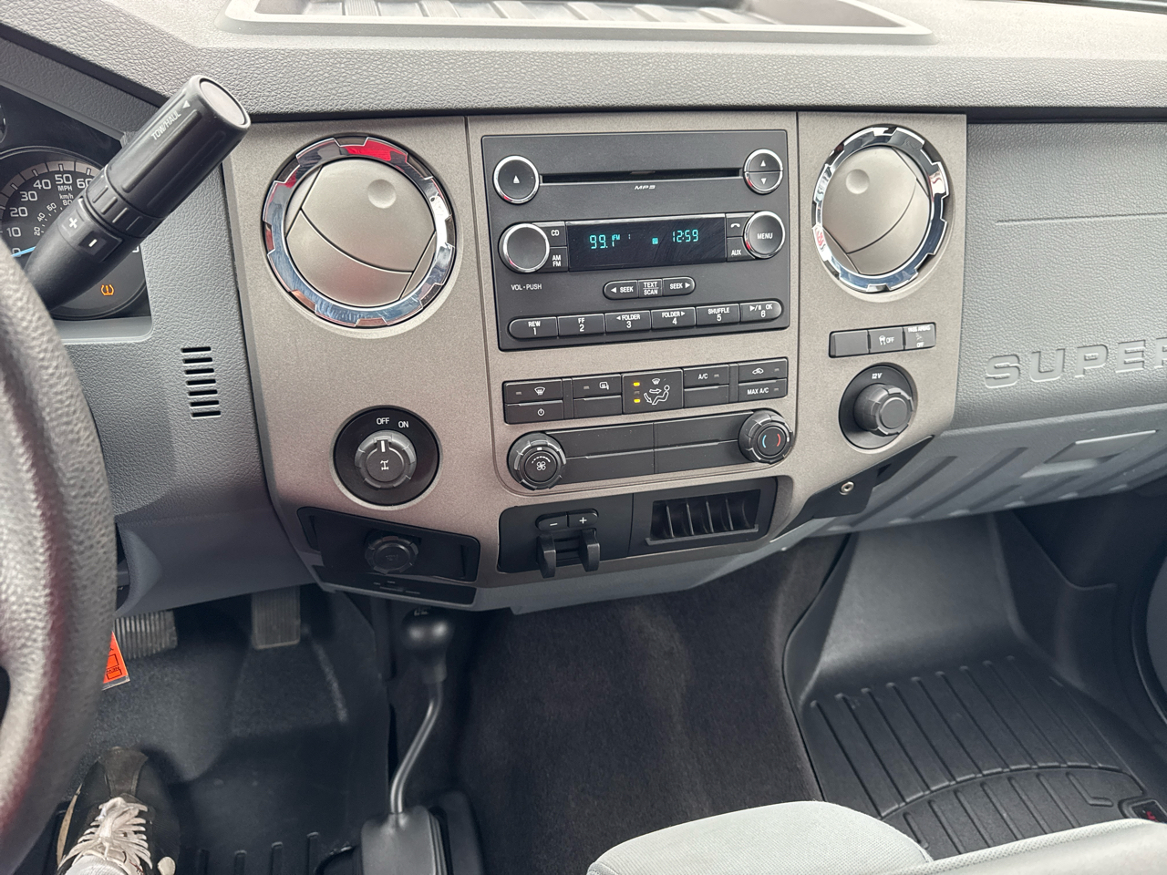 Ford Super Duty F-250 SRW 4WD SuperCab 142" XLT 2012