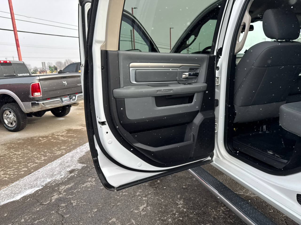 RAM 2500 4WD Crew Cab 149" SLT 2016