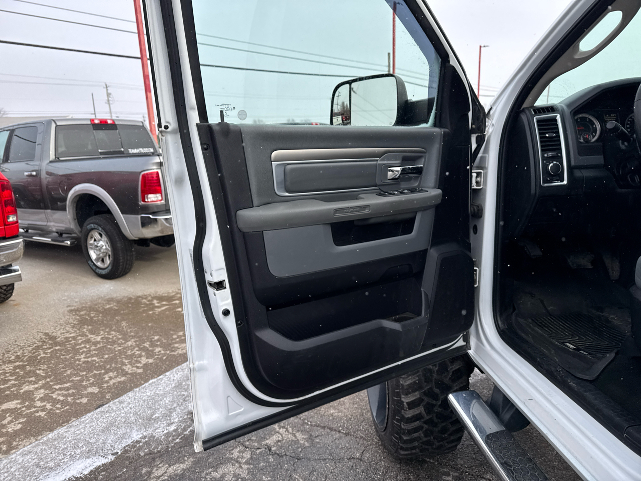 RAM 2500 4WD Crew Cab 149" SLT 2016