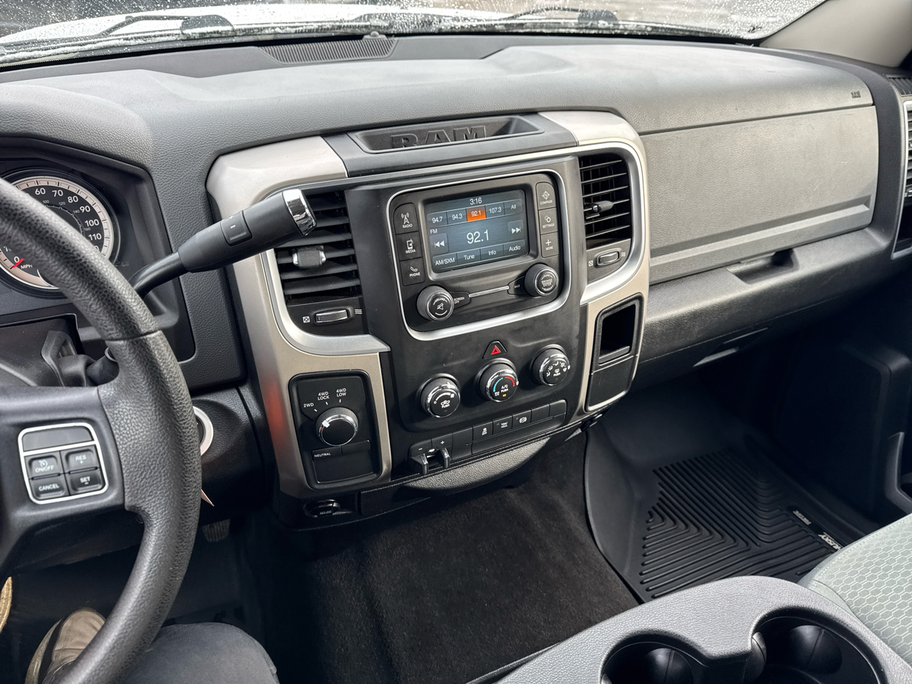 RAM 2500 4WD Crew Cab 149" SLT 2016