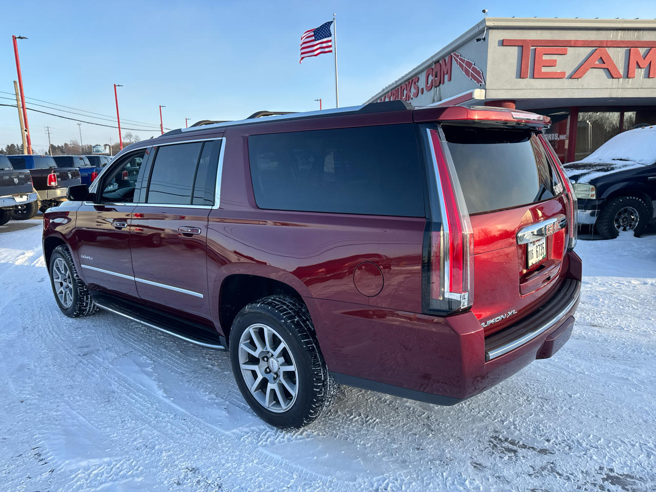 GMC Yukon XL 4WD 4dr Denali 2020