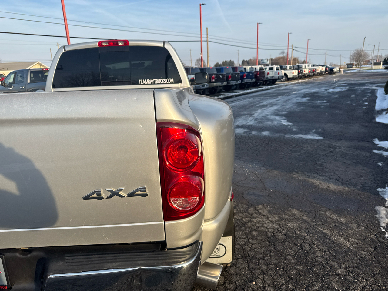 Dodge Ram 3500 4WD Quad Cab 160.5" SLT 2008