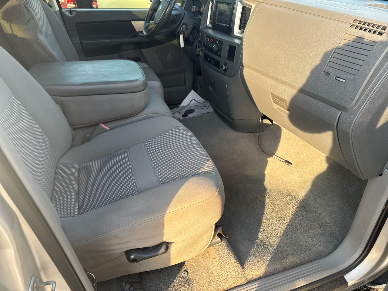 Dodge Ram 3500 4WD Quad Cab 160.5" SLT 2008