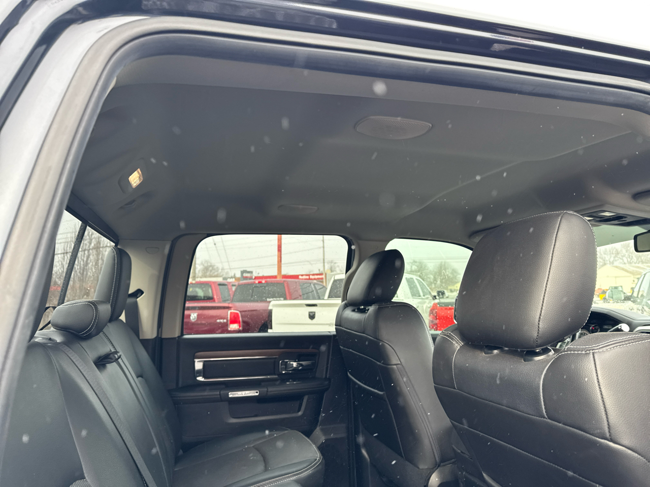 RAM 2500 4WD Crew Cab 149" Laramie 2014