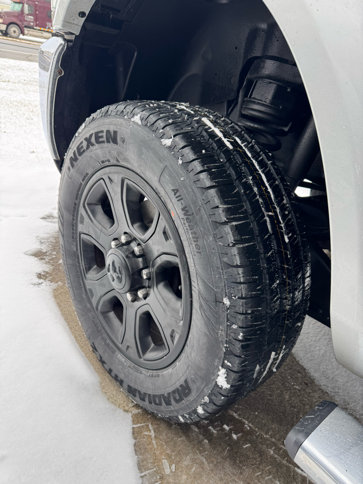 RAM 2500 4WD Crew Cab 149" Laramie 2014