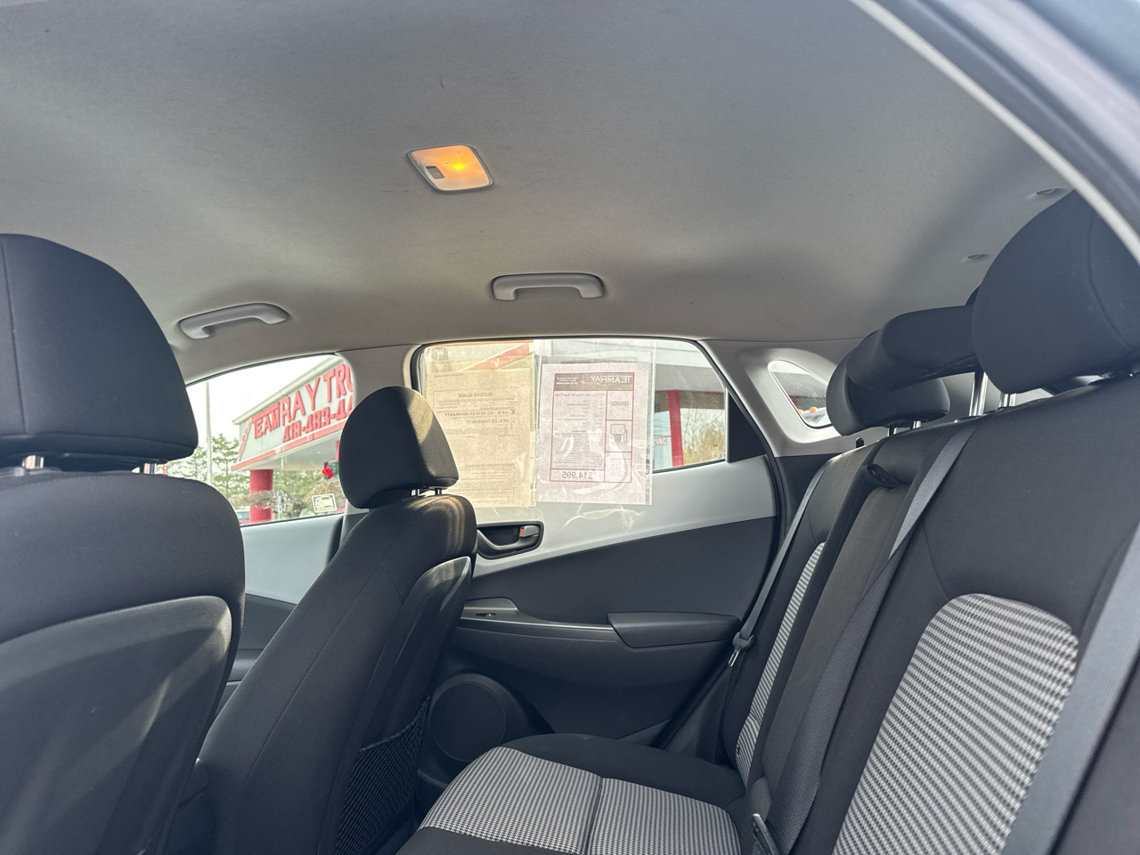 Hyundai Kona SE Auto FWD 2021