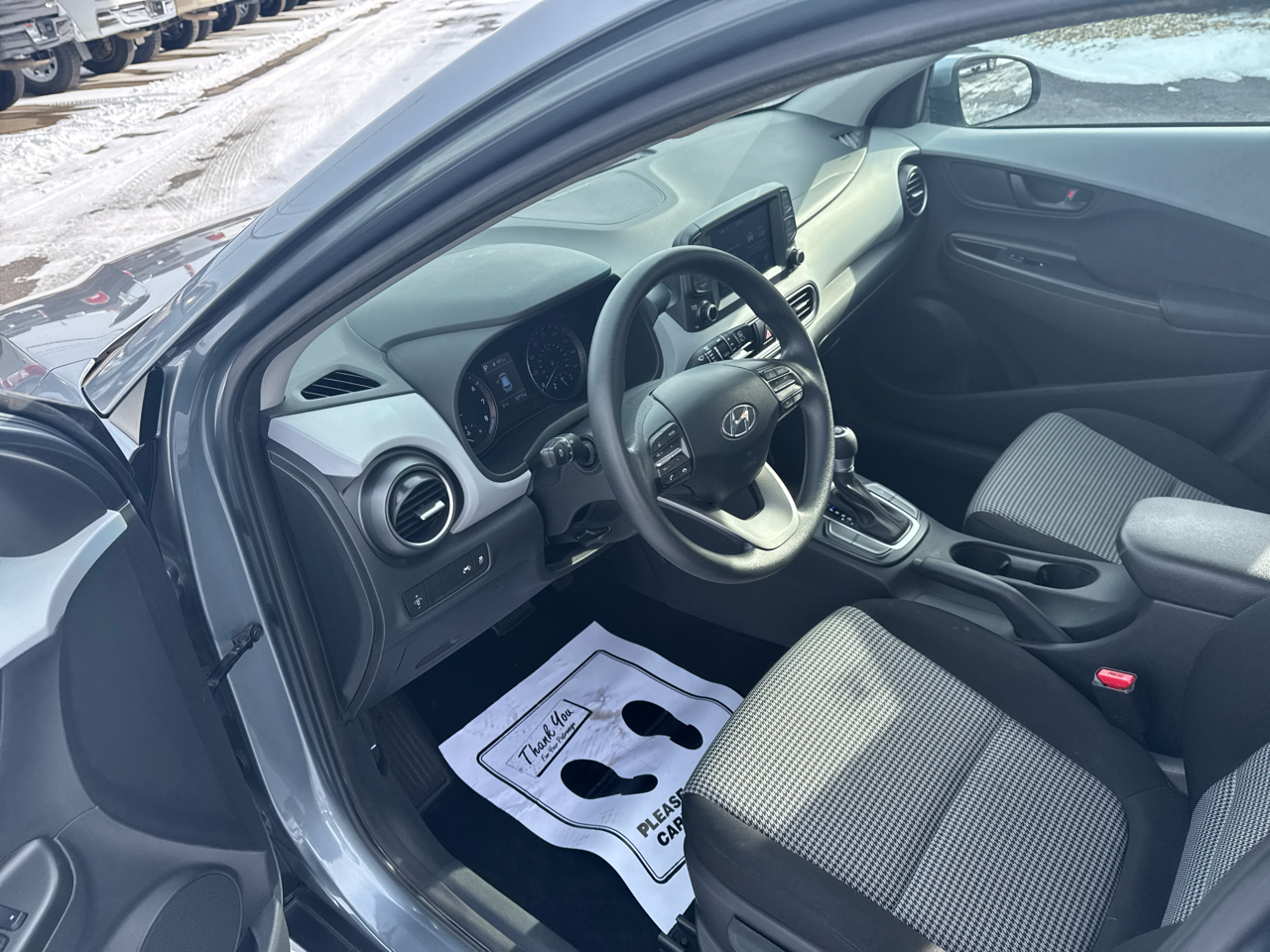 Hyundai Kona SE Auto FWD 2021