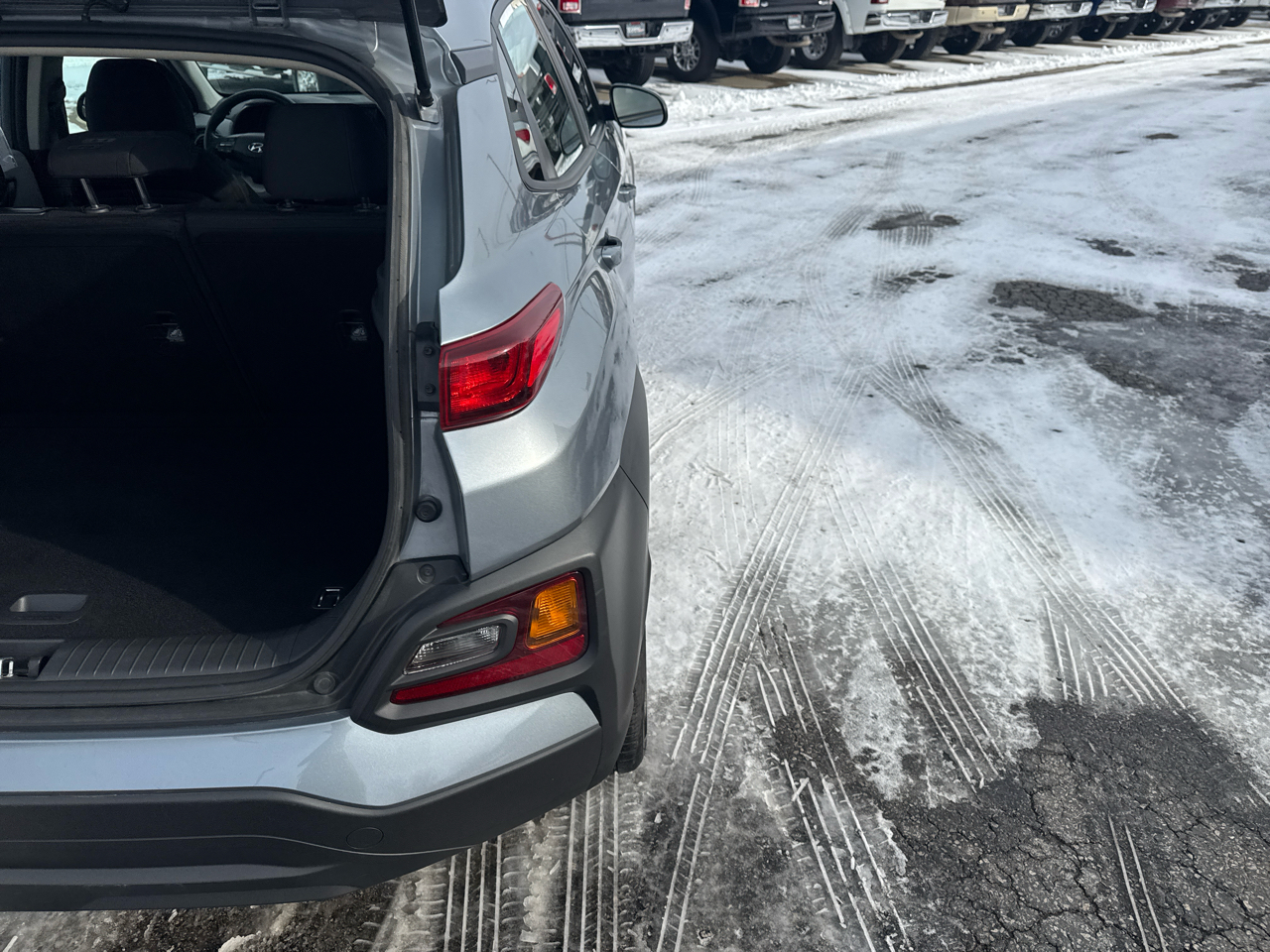 Hyundai Kona SE Auto FWD 2021