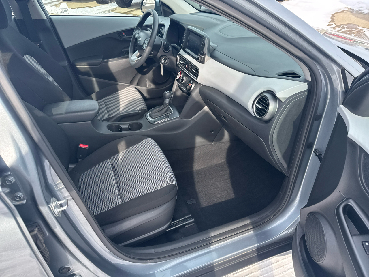 Hyundai Kona SE Auto FWD 2021