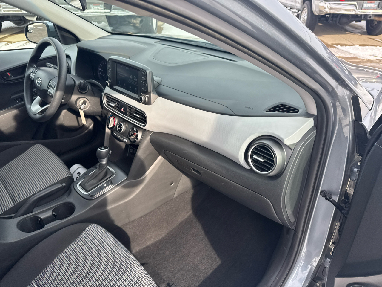 Hyundai Kona SE Auto FWD 2021