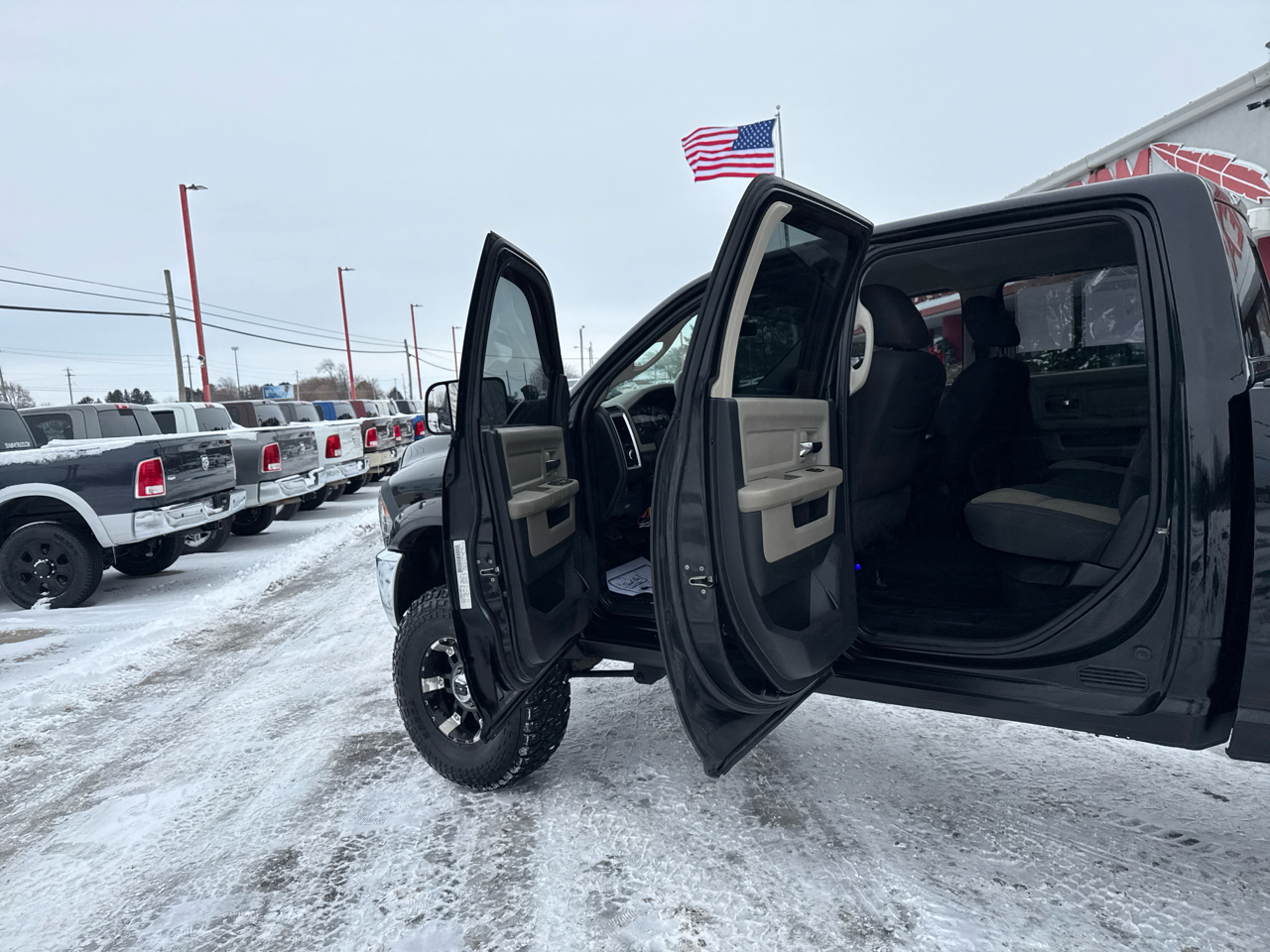 RAM 2500 4WD Crew Cab 149" SLT 2012