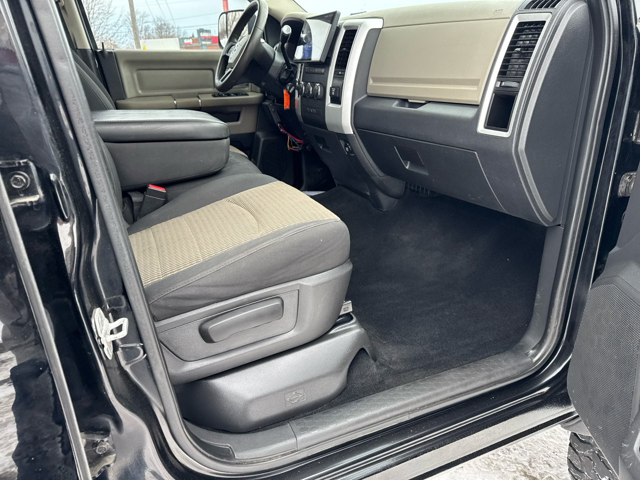 RAM 2500 4WD Crew Cab 149" SLT 2012