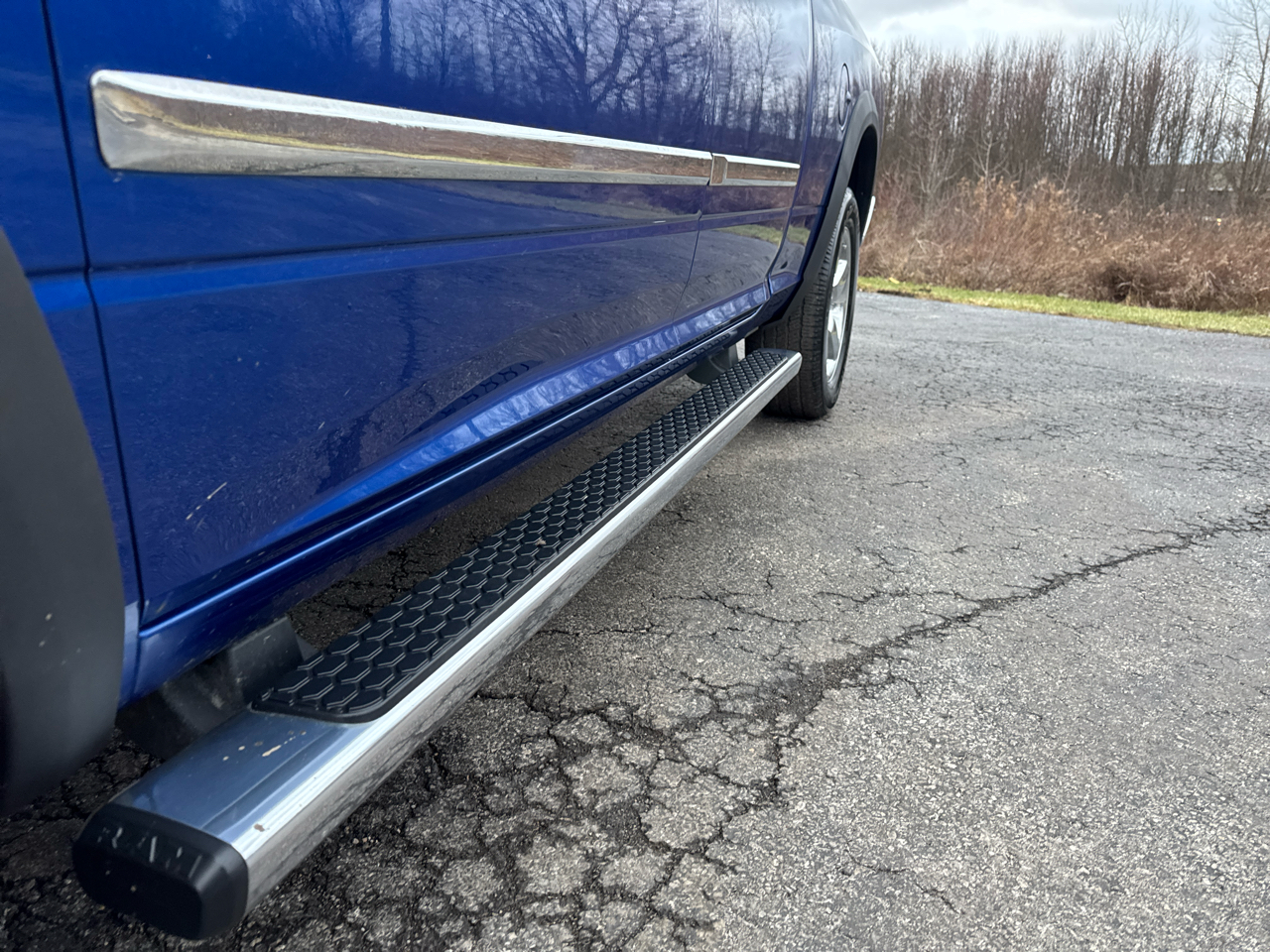 RAM 1500 4WD Quad Cab 140.5" Big Horn 2015