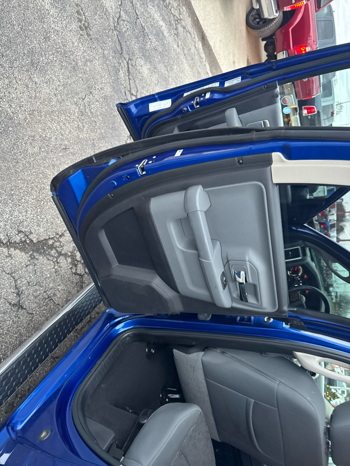 RAM 1500 4WD Quad Cab 140.5" Big Horn 2015