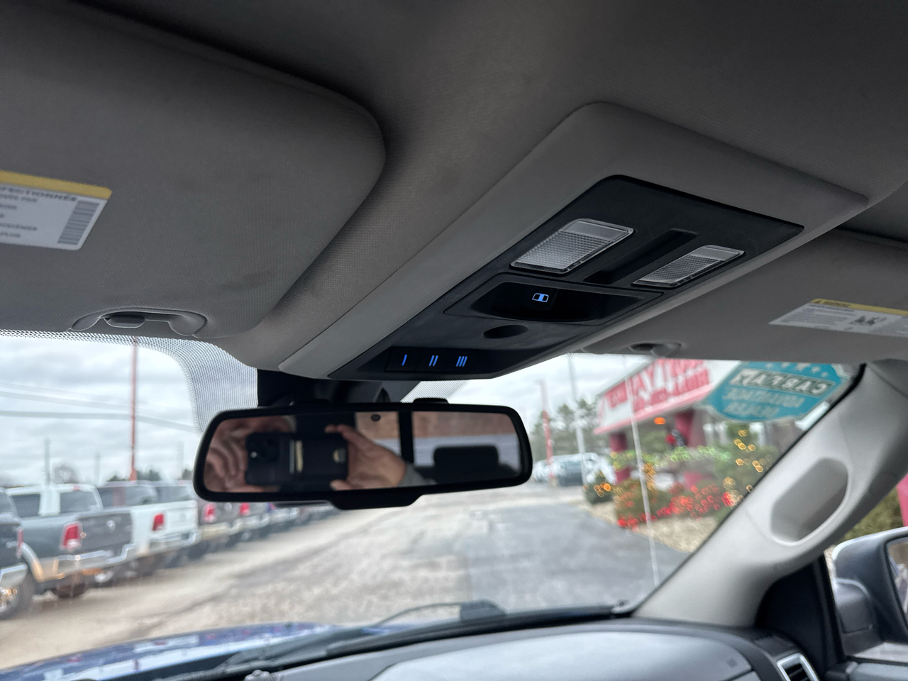 RAM 1500 4WD Quad Cab 140.5" Big Horn 2015